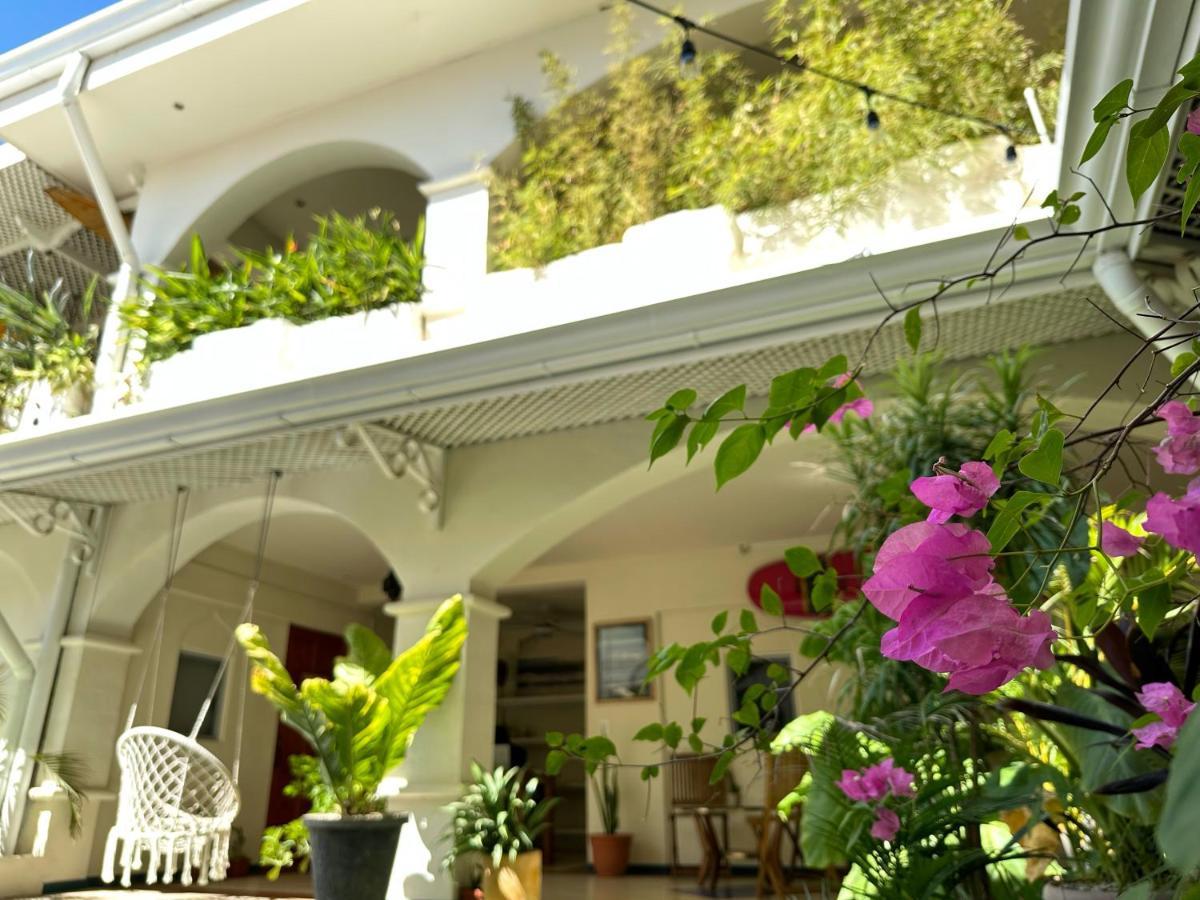 Zulu Surf Hotel Ταμαρίντο Εξωτερικό φωτογραφία